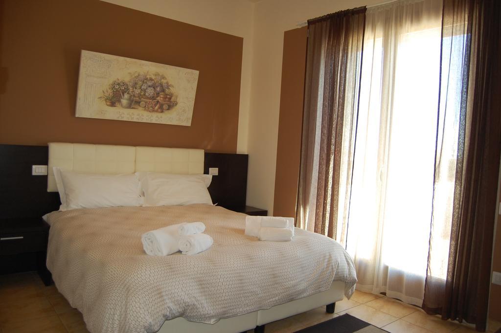Al Cason Hotel Solesino Eksteriør billede