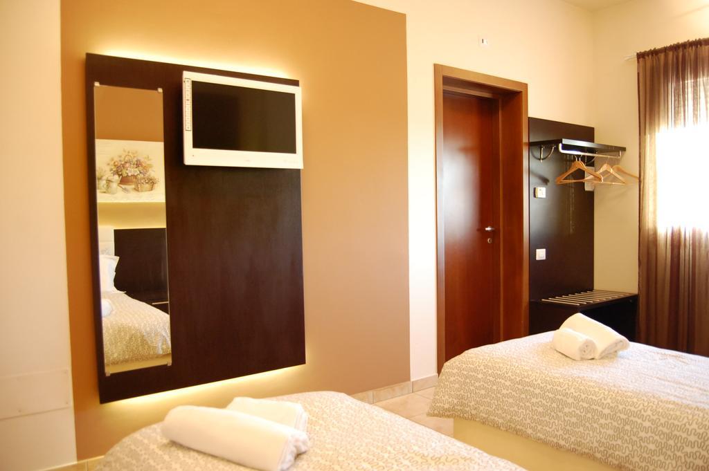 Al Cason Hotel Solesino Eksteriør billede